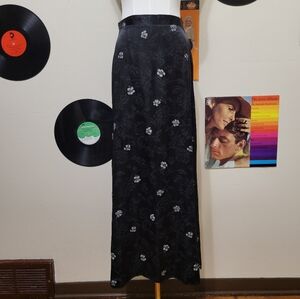 35th & 10th | 80s Vintage Black Satin Floral Skirt